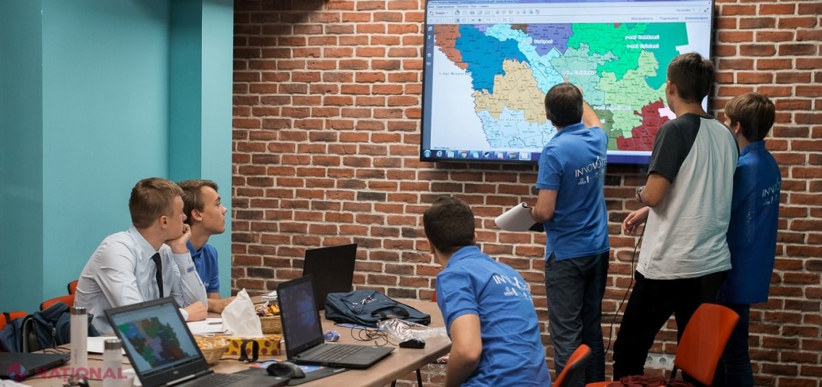 Tinerii din R. Moldova ajută CEC să-și ÎMBUNĂTĂȚEASCĂ aplicația privind prezentarea în timp real a mersului și rezultatelor alegerilor parlamentare din 2019: „Noul sistem de prezentare a datelor în timp real va aduce și mai multă transparență”
