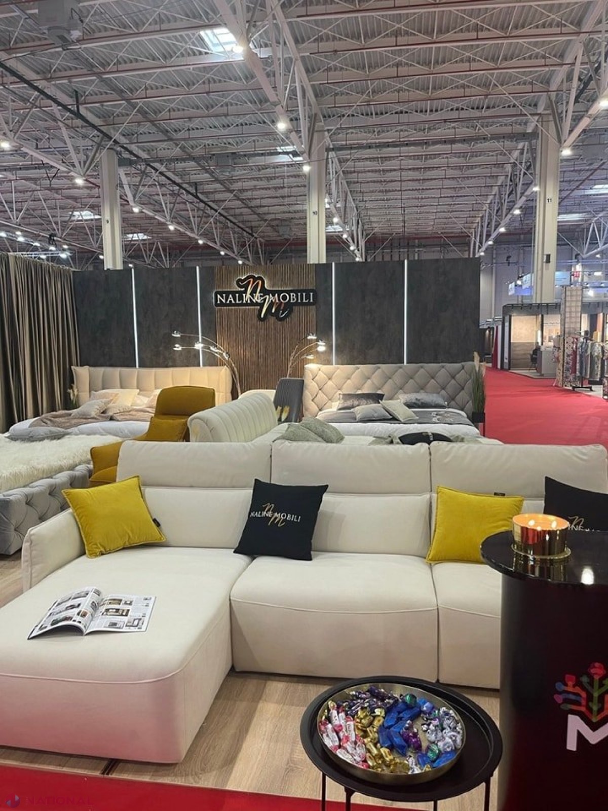 FOTO // Zece producători de MOBILĂ, decorațiuni și echipamente reprezintă R. Moldova la Expoziția internațională BIFE-SIM 2024 de la București
