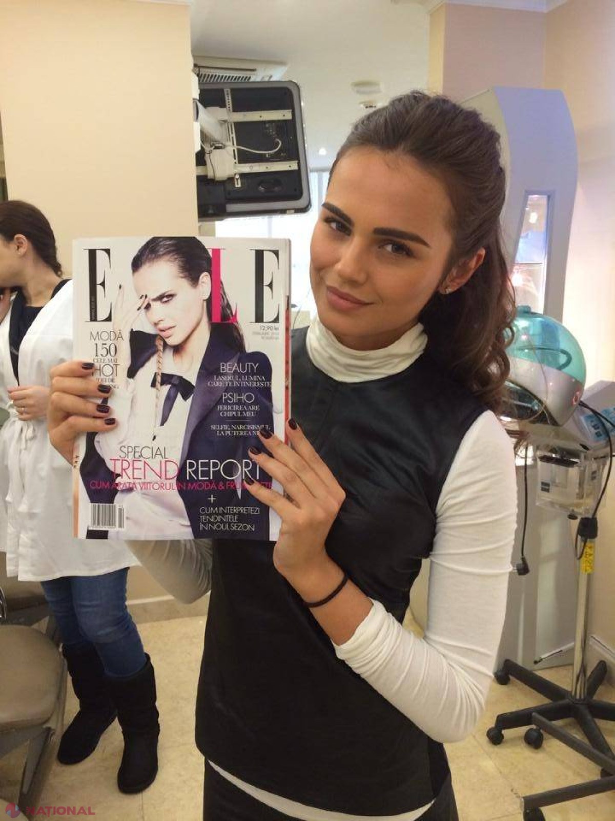 FOTO // Moldoveanca Xenia Deli a apărut pe coperta revistei ELLE! 