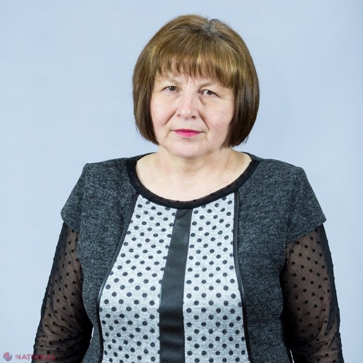 Profesoara care nu a reușit să-și vadă cartea, fiind răpusă de cancer, dar care își ajută în continuare foștii elevi: Culegerea sa de exerciții și probleme pentru examenul de Bacalaureat la matematică a fost publicată