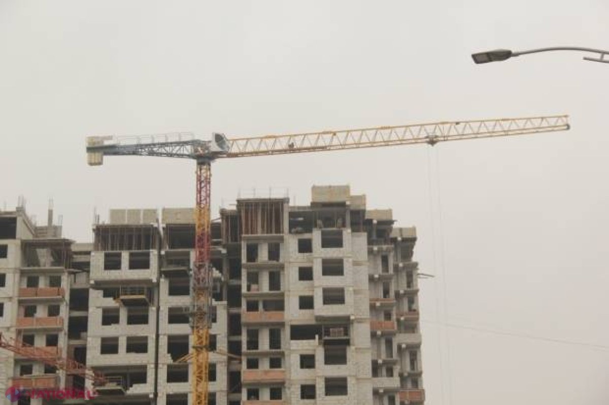 Prețurile la apartamente, în SCĂDERE: Experții afirmă că în luna octombrie au fost înregistrate cele mai MICI prețuri din ultimii doi ani 