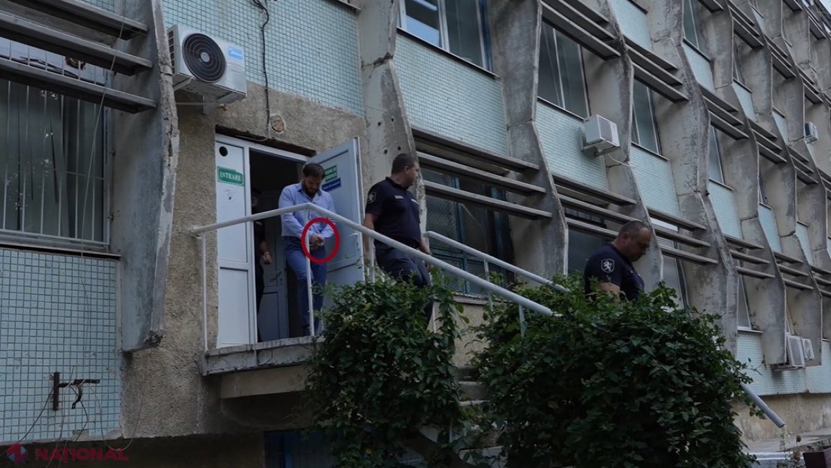 FOTO // Socialistul Maxim Moroșan a apărut ÎNCĂTUȘAT în public. Acesta a făcut PRIMA declarație, după ce ar fi dat cu PUMNUL într-o persoană