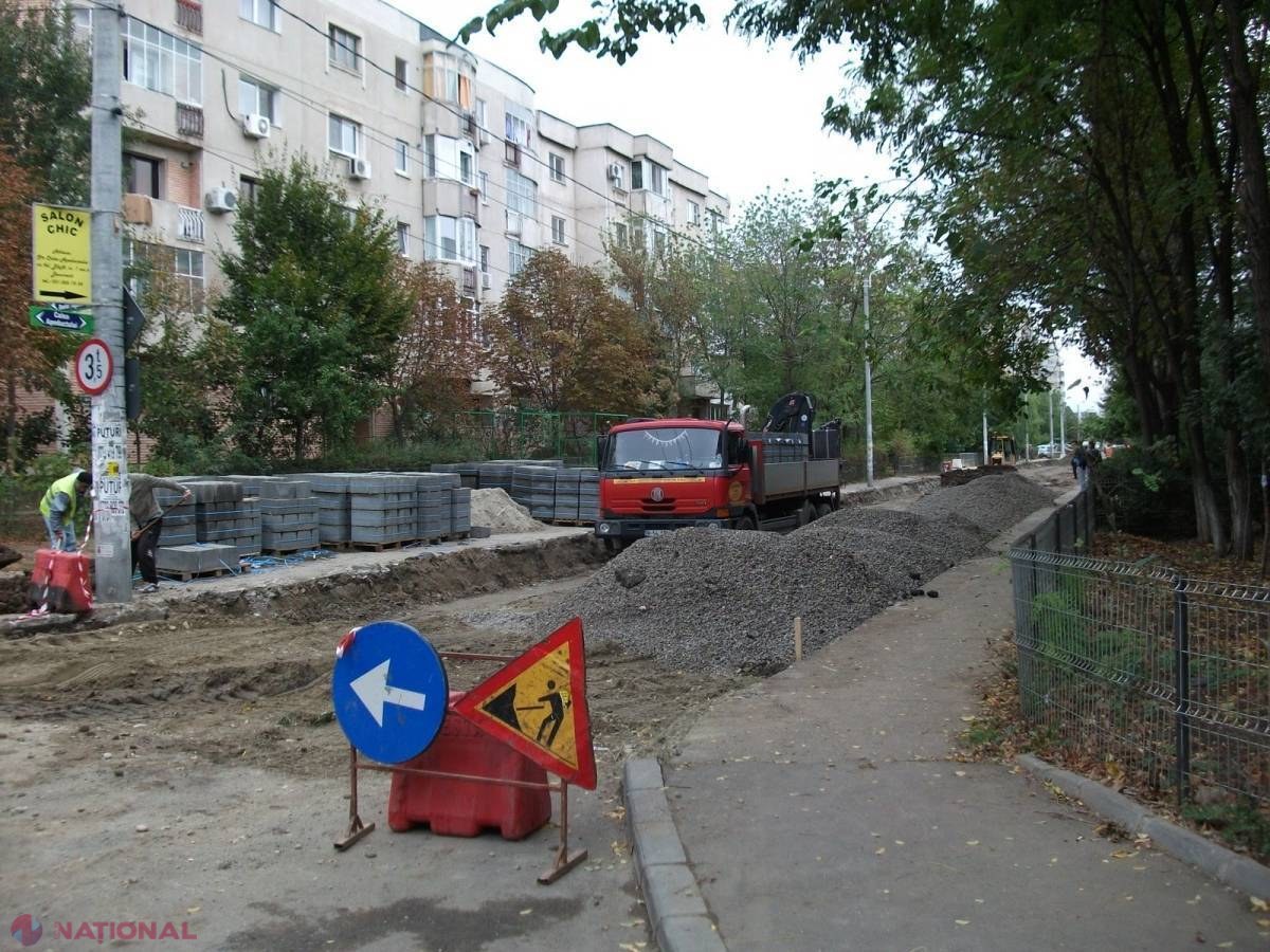 Trafic suspendat pe strada Doina