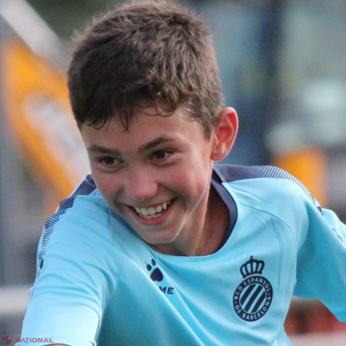 FOTO // Leo, moldoveanul care va juca la FC Barcelona. Clubul catalan i-a pus pe masă un CONTRACT pentru trei ani. Coechipierii îi zic „MAȘINA”