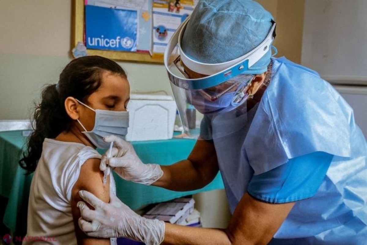 De la ce vârstă se face vaccinul anti-COVID și cât ține imunitatea?