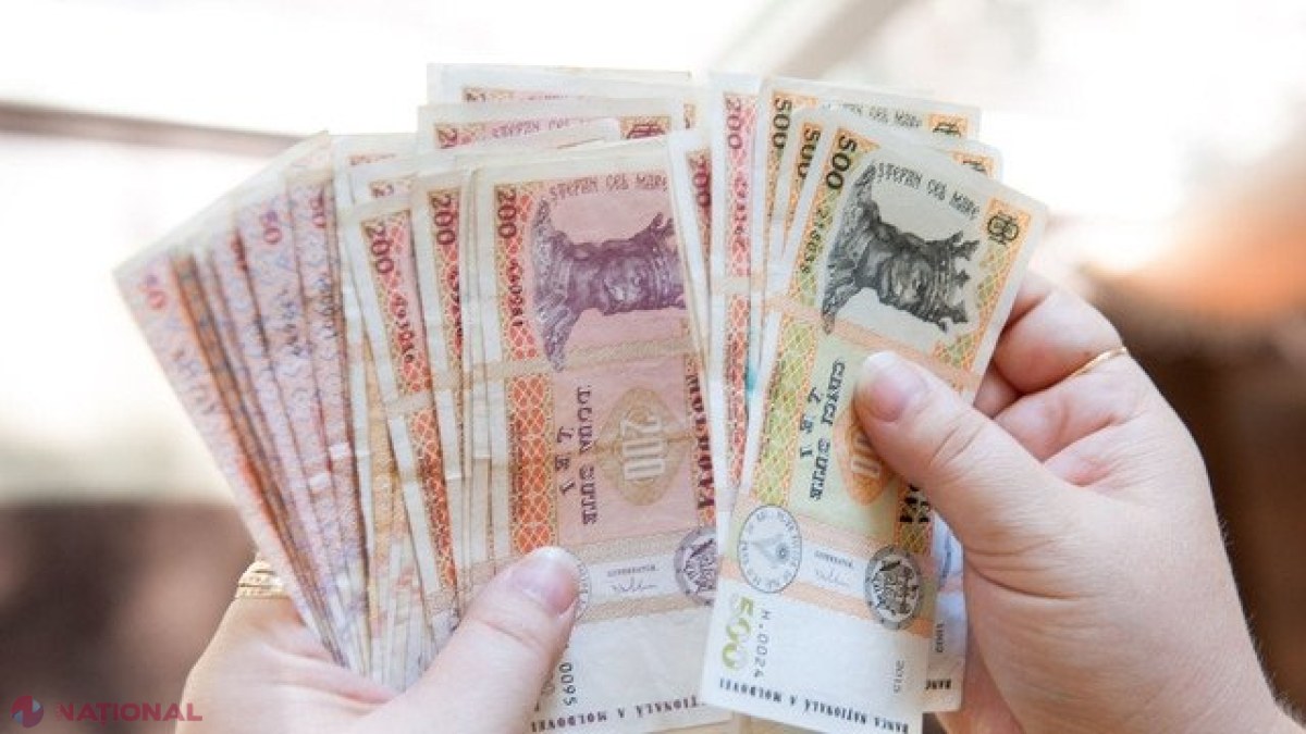Salariul MEDIU lunar pe economie, prognozat pentru 2023, va fi de 11 700 de lei, în creștere cu 1 800 de lei