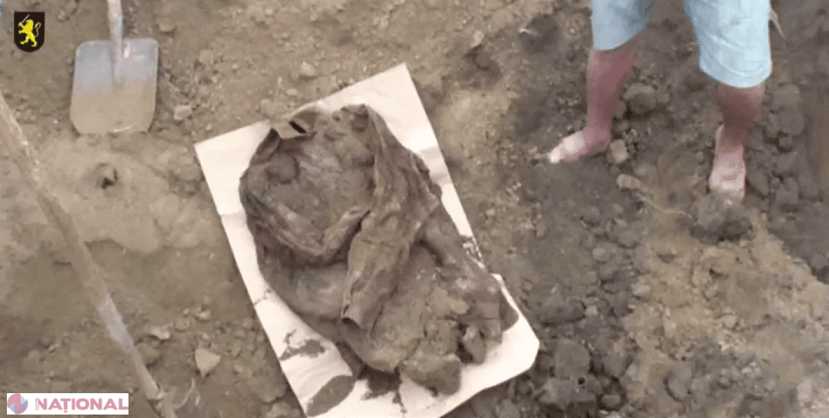 Și-a strangulat tatăl, iar mama l-a ajutat să scape de cadavru