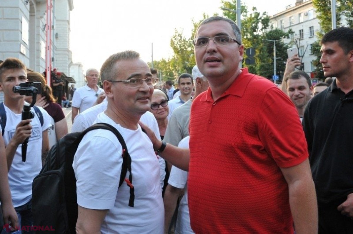 OPINIE din Rusia: „Atacurile mediatice împotriva lui Usatîi se explică prin faptul că nu vrea să se supună lui Dodon, preferând să acționeze independent”