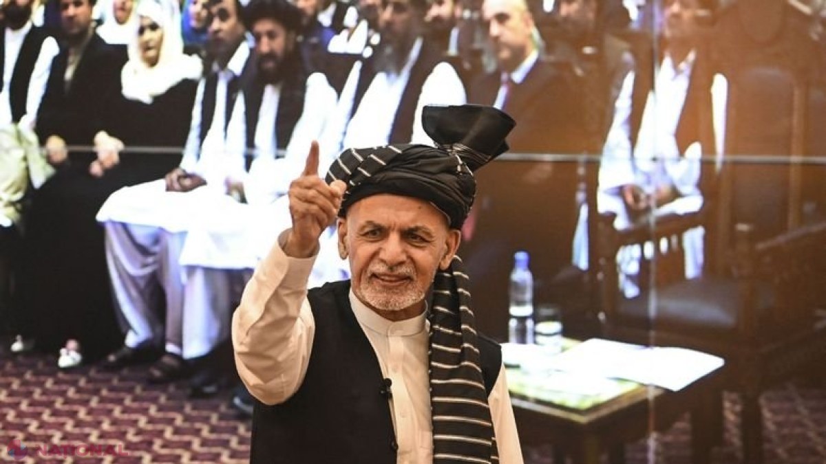 Rușii, DENUNȚ la adresa președintelui FUGAR al Afganistanului. „Martorii” ar fi văzut că acesta ar fi fugit din Kabul cu patru mașini și un elicopter pline cu BANI  