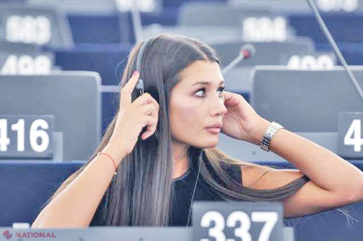 Elena Băsescu a ajuns de nerecunoscut. Cum arată în luna a 9-a de sarcină