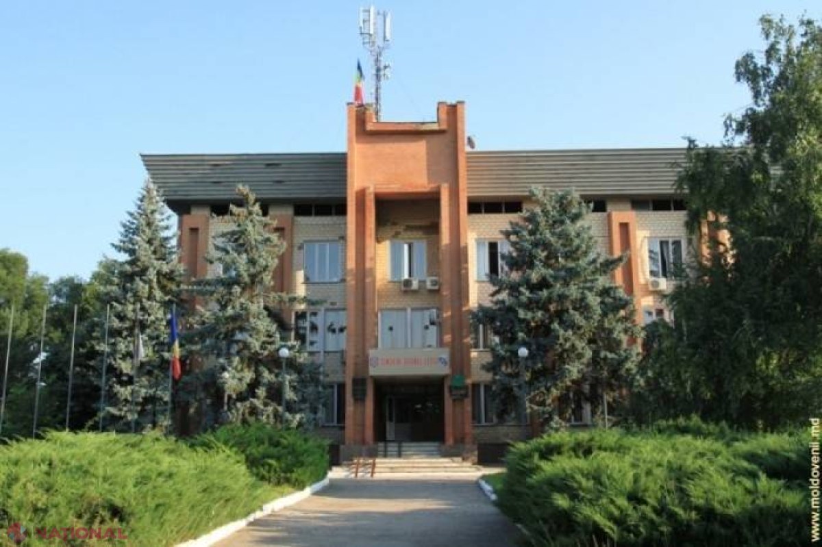 RĂSTURNARE de situație în Consiliul raional Leova. Democrații s-au ÎMPĂRȚIT