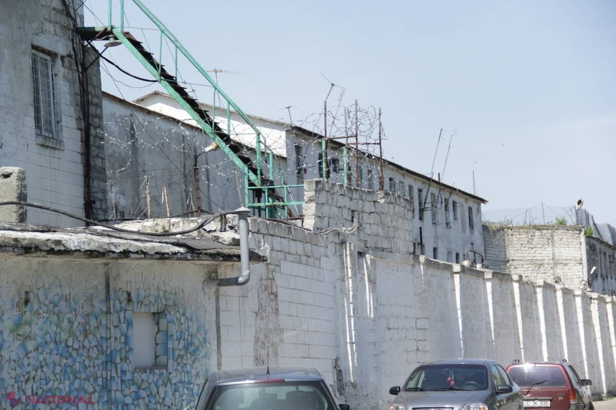 Poliția îl caută! Un tânăr a EVADAT din penitenciar cu cinci luni înainte de a fi eliberat