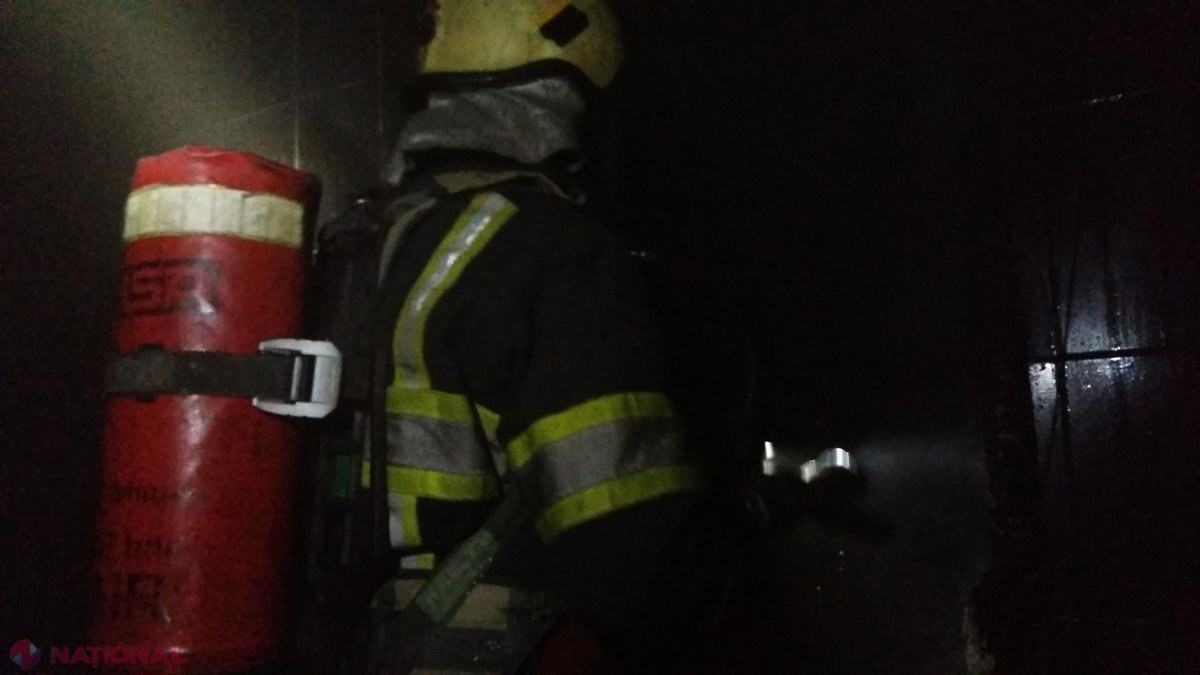 VIDEO // INCENDIU într-o SAUNĂ din Chișinău: A luat foc baia cu aburi