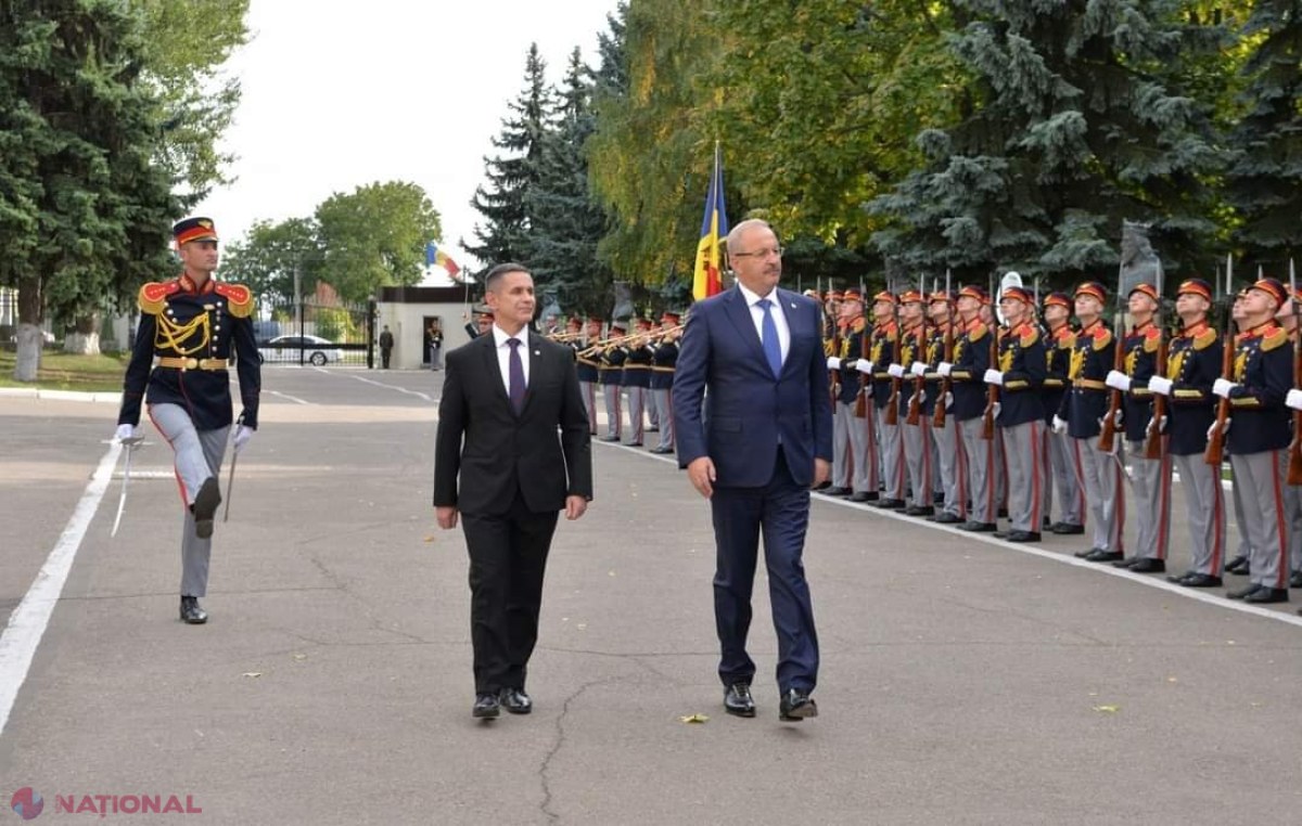 VIDEO // Ministrul Apărării Naționale al României, după întrevederea cu omologul de la Chișinău: „Istoria noastră atât de complicată ne-a arătat că nu există altă cale decât cea a construirii unui viitor comun într-o Europă unită