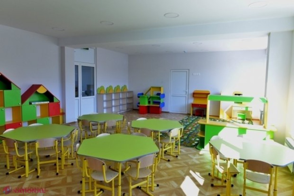 DOC // NOI reguli pentru reluarea activității școlilor și grădinițelor, de la 1 septembrie: Copilul să fie dus și luat de la instituție de către aceeași persoană