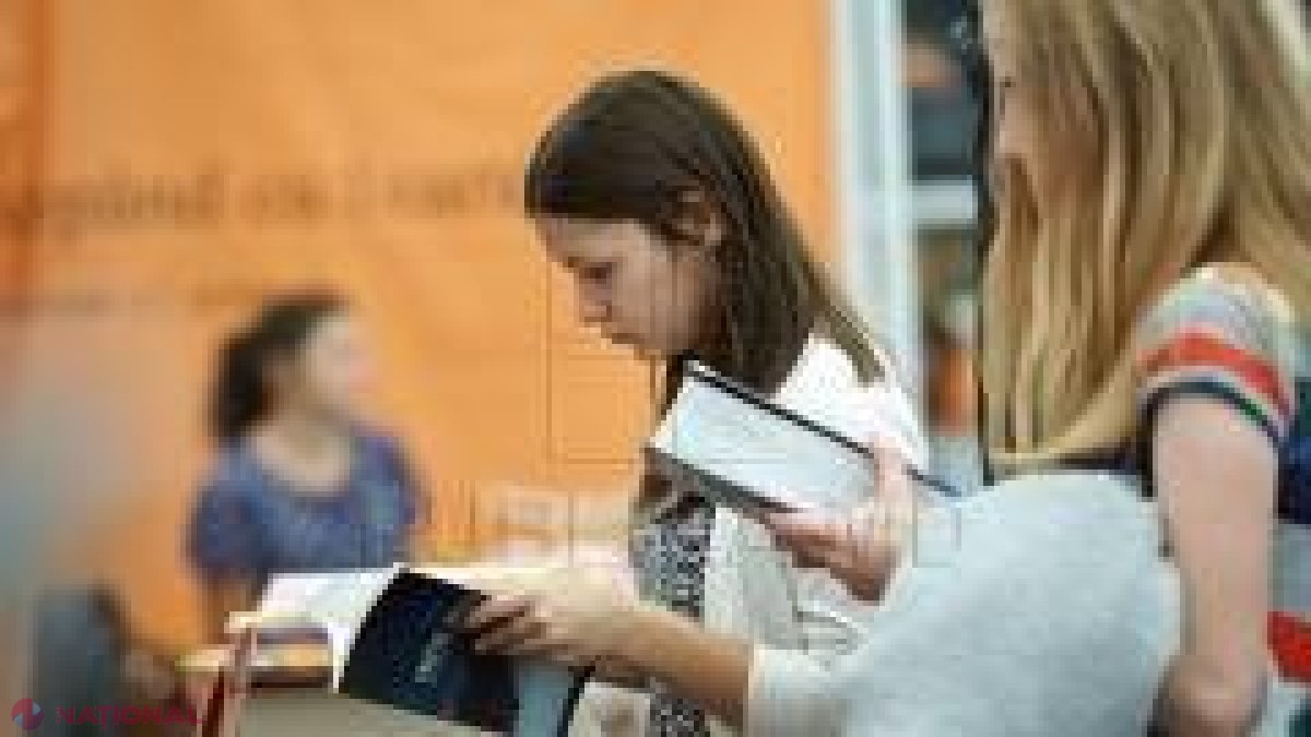 Târg // „Ia cu tine o carte, două, trei, pe care le-ai citit deja şi oferă-le cuiva”