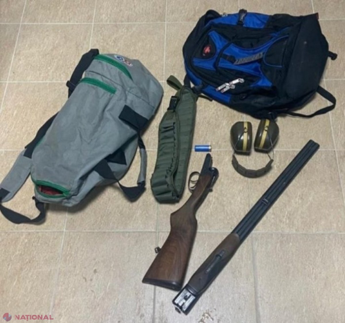 VIDEO // La 12 ani, cu ARMA în mâini: A găsit pușca în podul casei bunelului și s-a pornit la „vânătoare”