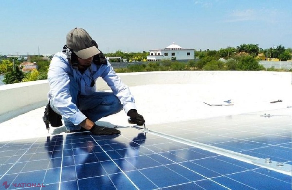 Cât te costă să produci curent pentru o cabană sau o casă la țară folosind doar panouri fotovoltaice