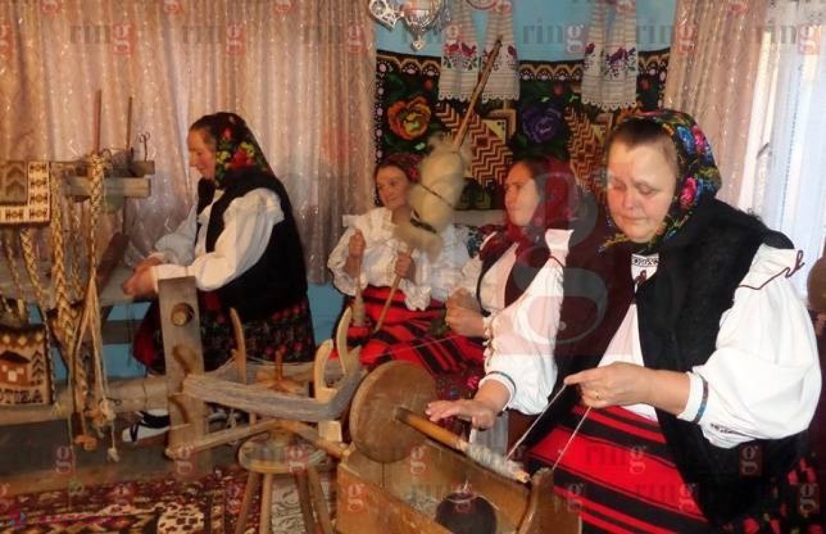  FOTO // Turist în Maramureş: Tradiţii şi meşteri populari
