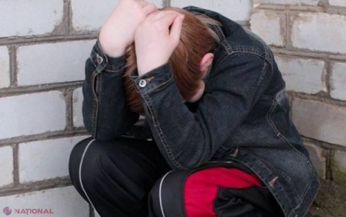 RAPORT ALARMANT // Mii de copii din R. Moldova, ABUZAȚI la școală și acasă în primul semestru: Violență fizică, exploatare prin muncă și violuri