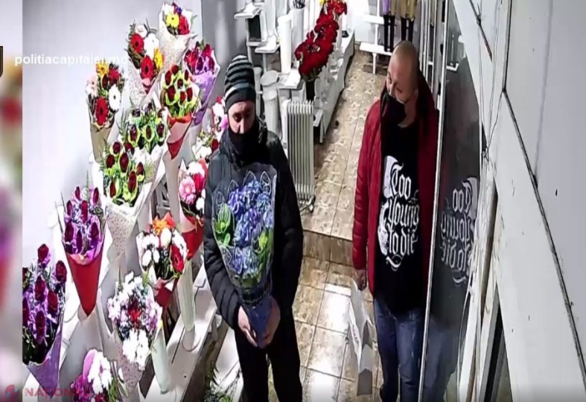VIDEO // „Îi frumoasă, așă?”: Momentul în care doi bărbați FURĂ un ghiveci cu flori dintr-o florărie. Poliția îi caută și solicită ajutorul cetățenilor pentru a-i identifica