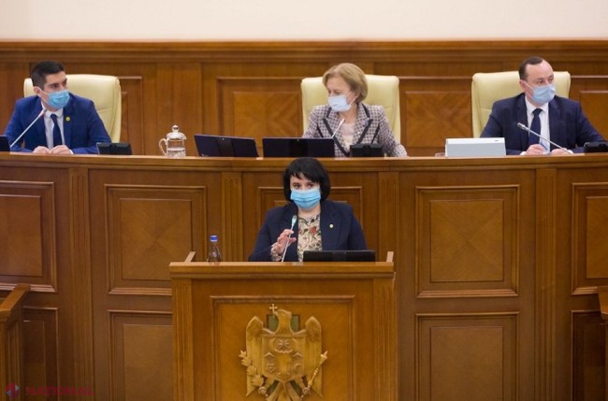 Încă doi angajați ai Parlamentului, confirmați cu COVID-19