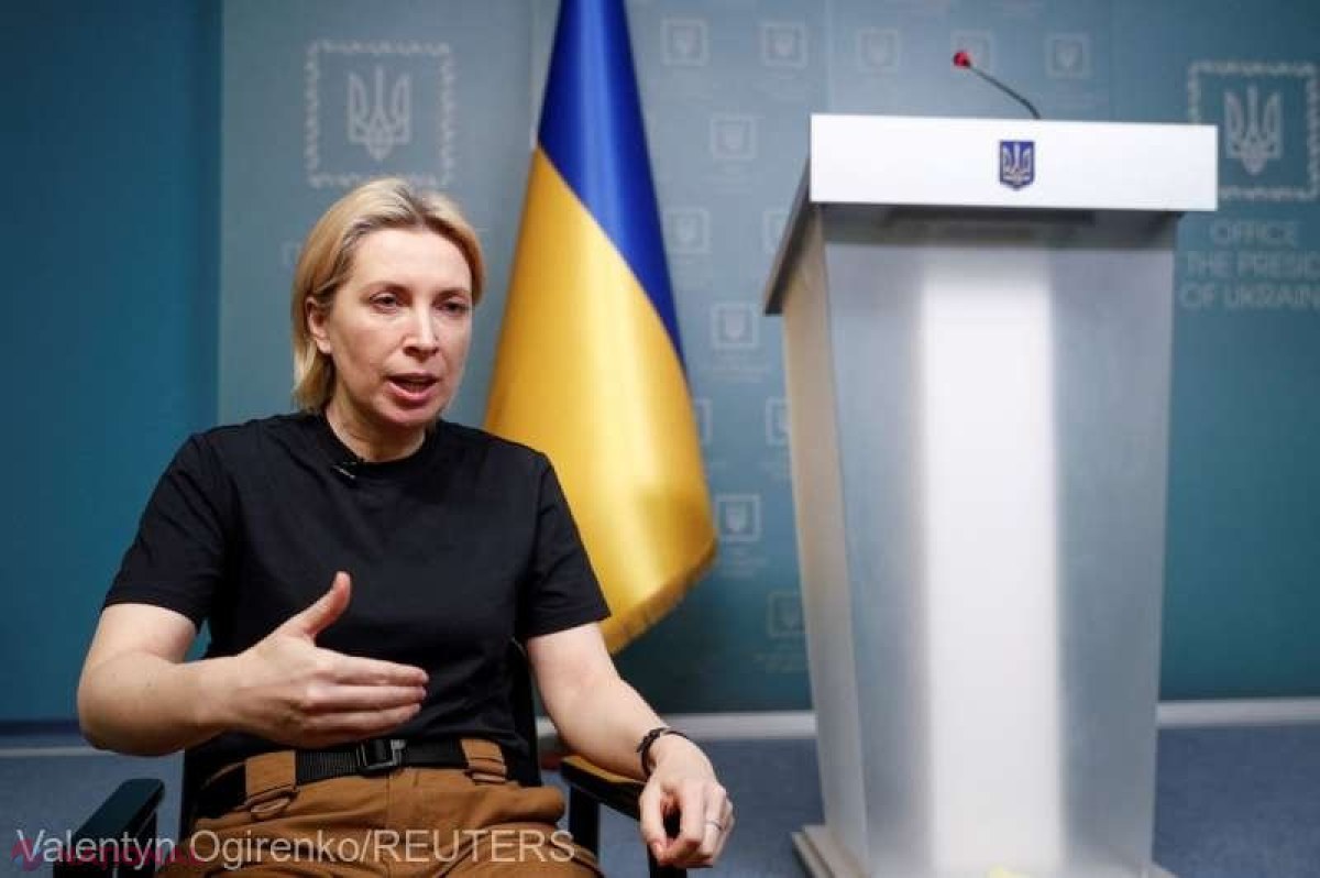 Zece militari şi nouă civili ucraineni au fost eliberaţi într-un nou schimb de prizonieri de război cu Rusia