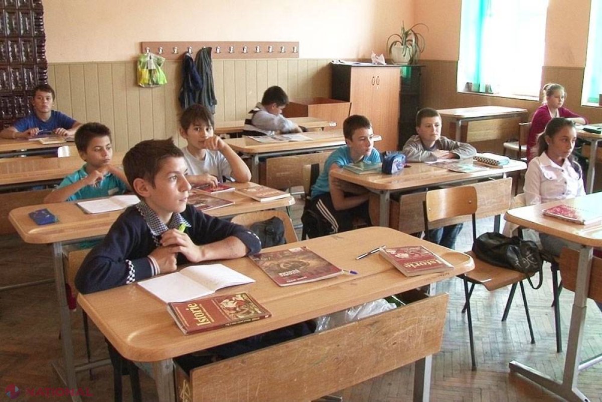 DECIS // Amenzi pentru cei care vor marca mesaje electorale pe bunurile donate în școli și grădinițe