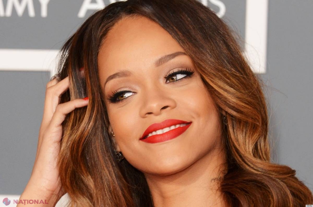 Culmea obrăzniciei! Rihanna, aproape GOALĂ pe covorul roșu