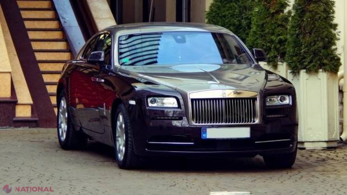 FOTO // Vedeta Salonului Auto de la Geneva, pe străzile Chișinăului! Cât costă „bijuteria”