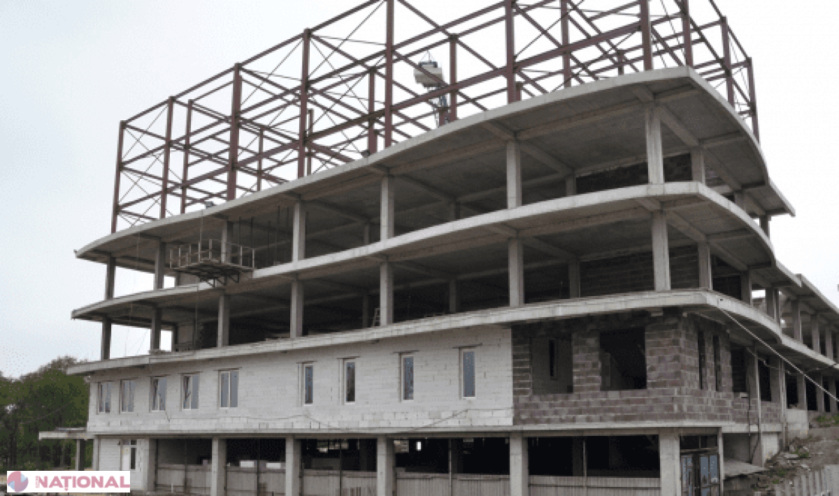 O parcare auto supraetajată din capitală va fi demolată