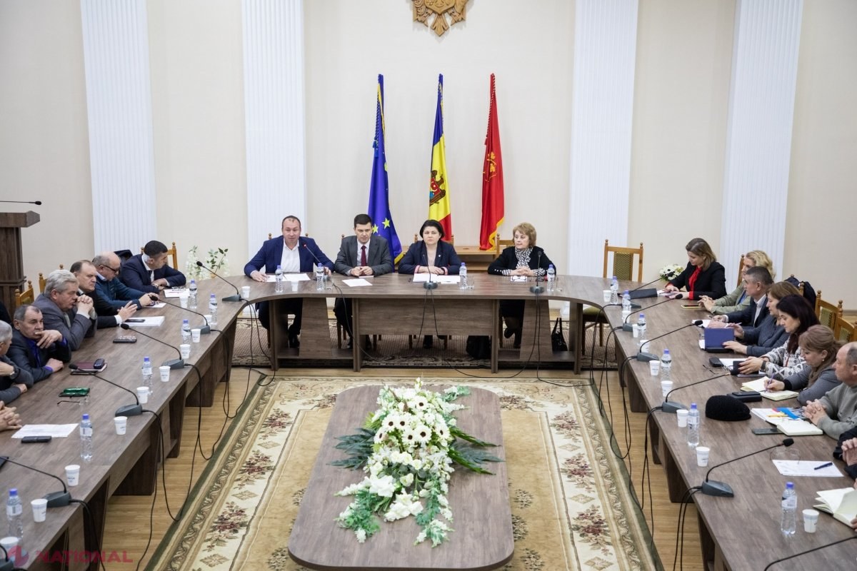 Prim-ministra Gavrilița, PROMISIUNI pentru primarii din R. Moldova. „Am pregătit un pachet de măsuri, care prevăd alocări financiare suplimentare și sporuri pentru funcționarii publici din cadrul primăriilor amalgamate”