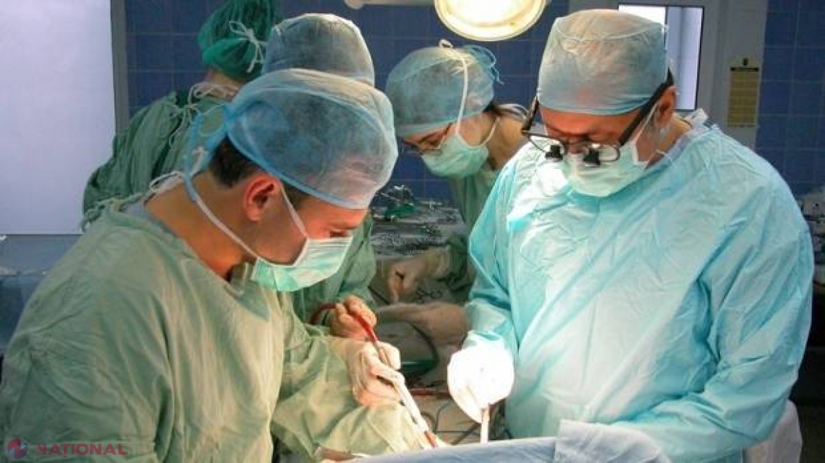 STUDIU // Medicii și profesorii, primii într-un clasament privind cele mai respectate profesii peste Prut