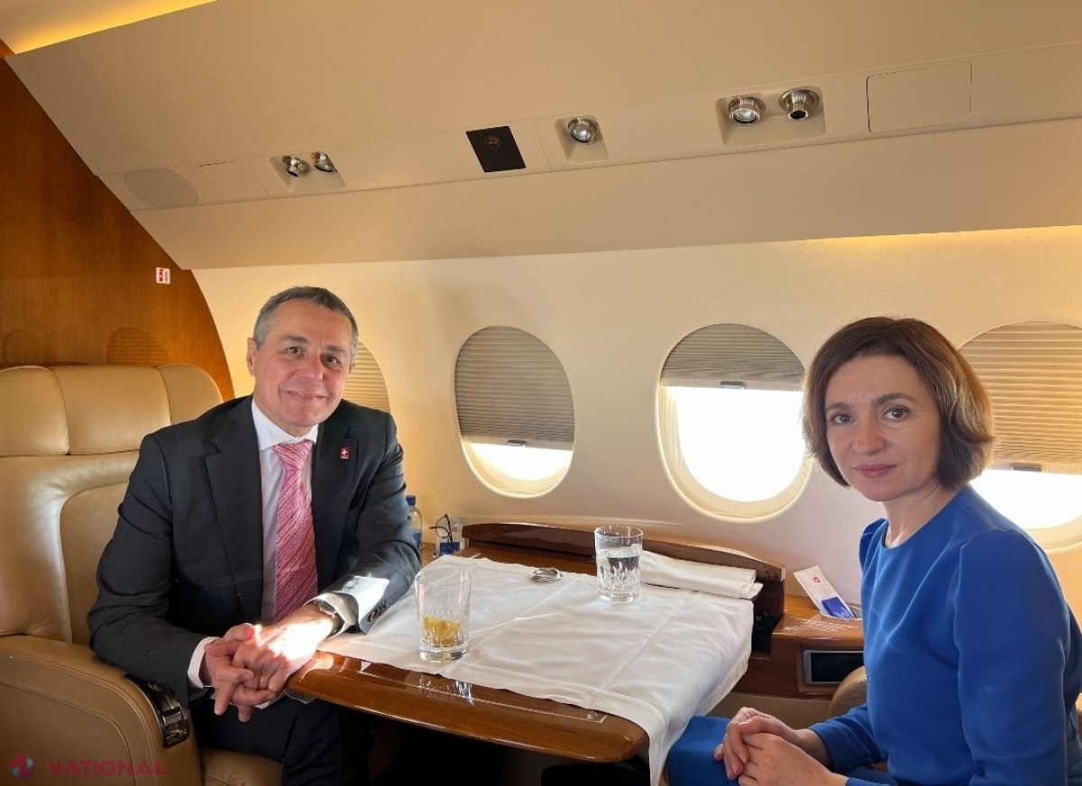 FOTO // Președinta Maia Sandu, în același AVION cu șeful unui stat din Europa. Despre ce au discutat cei doi lideri la înălțime