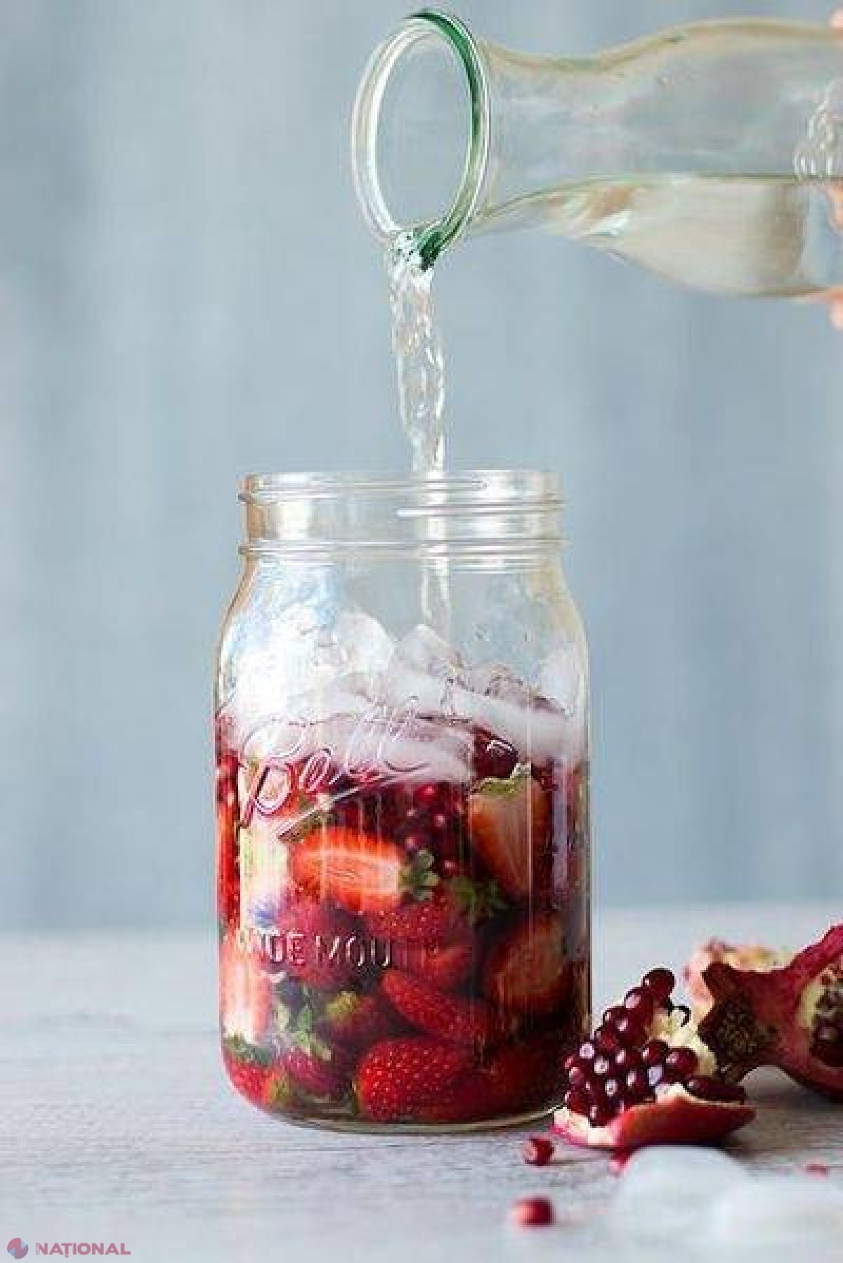 Mitul detoxifierii // Care este realitatea ştiinţifică din spatele curelor şi dietelor „detox”?
