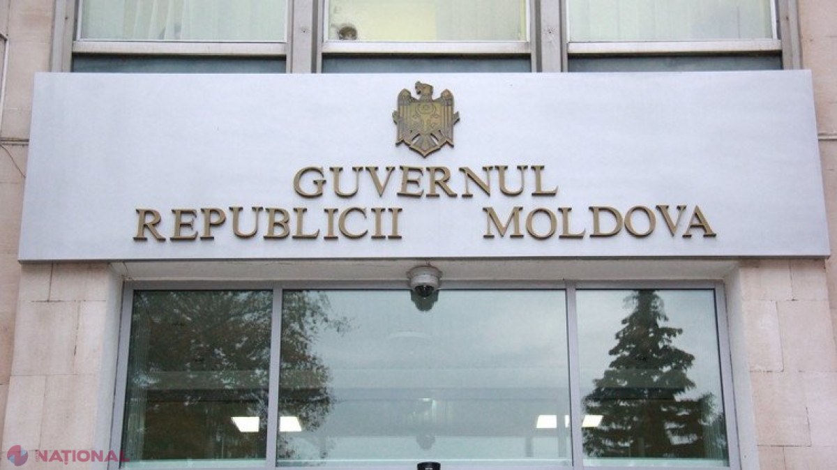 Guvernul pune CRUCE pe angajări, fiindcă NU sunt bani în buget: Aproape 9 000 de posturi în instituțiile publice vor rămâne vacante