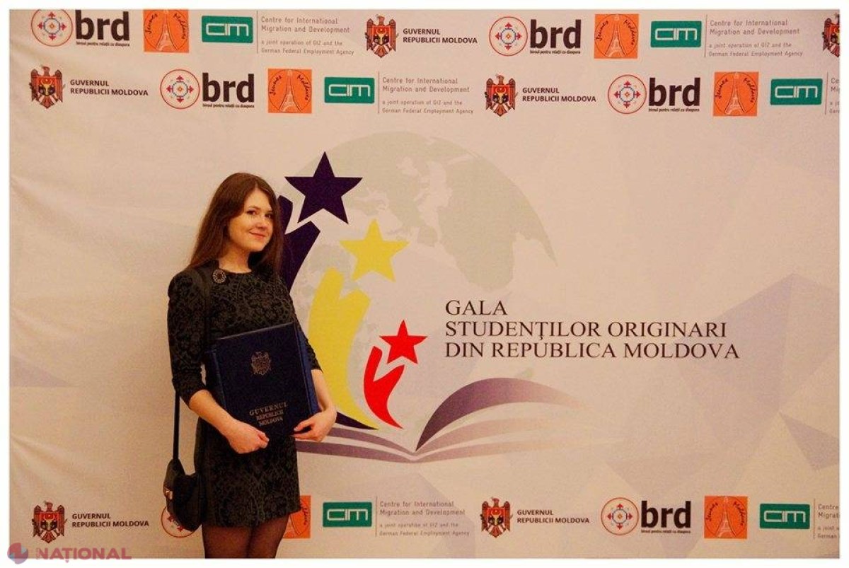 Școliți în STRĂINĂTATE, premiați ACASĂ