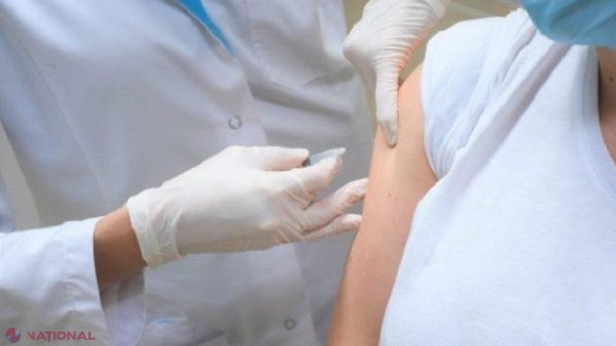 Începe vaccinarea împotriva COVID-19 a medicilor de familie: 18 mii de doze de vaccin, distribuite asistenței medicale primare din R. Moldova