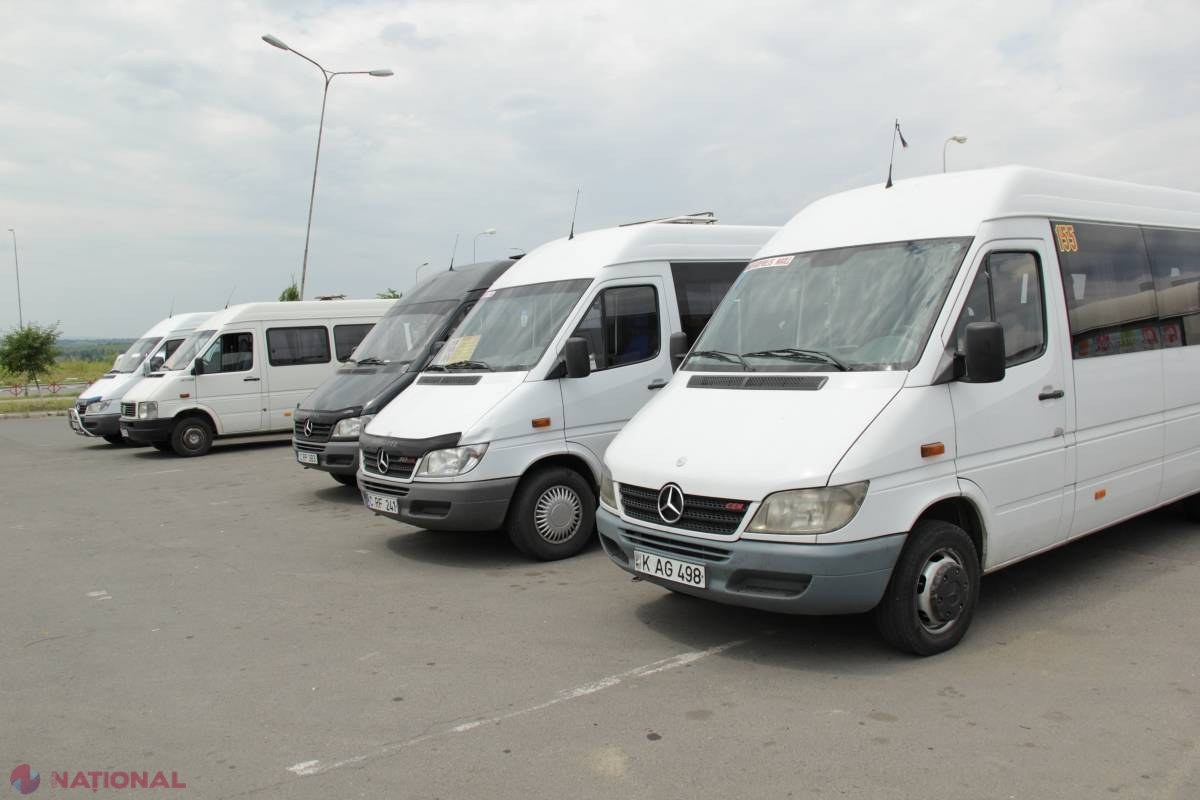 ATENȚIE! Care sunt microbuzele din Chișinău unde pasagerii sunt JEFUIȚI cel mai des