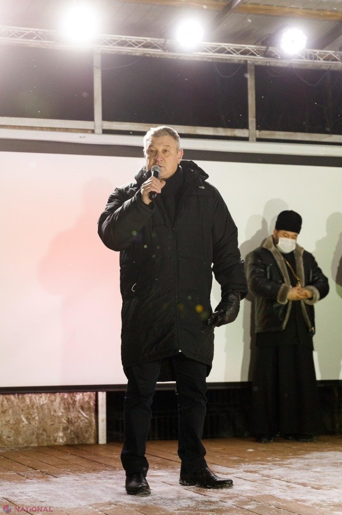 FOTO // La inițiativa deputatului Gheorghe Brașovschi, Partidul „ȘOR” a inaugurat iluminatul stradal la Mândreștii Noi