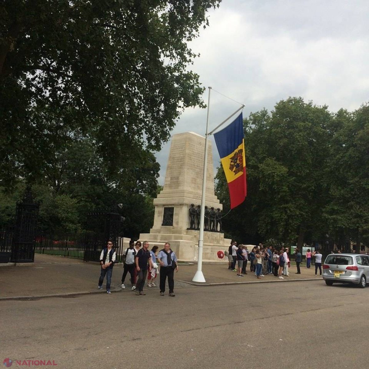 Drapelul Republicii Moldova a fost ARBORAT în centrul Londrei