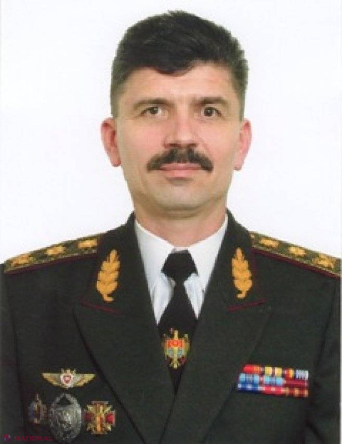 Chirtoacă a rămas fără un consilier
