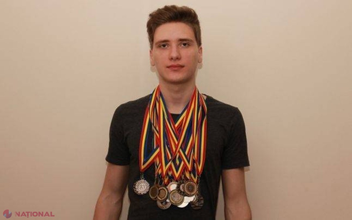 Olimpic la trei materii, karatist, muzician şi CREATOR de roboţi. Povestea tânârului cooptat în organizaţia celor mai INTELIGENȚI oameni de pe planetă 