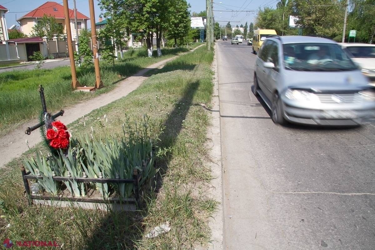 Operațiunea „CRUCEA”: Câte obiecte funerare au fost DEMONTATE de pe marginea drumurilor din R. Moldova timp de jumătate de an