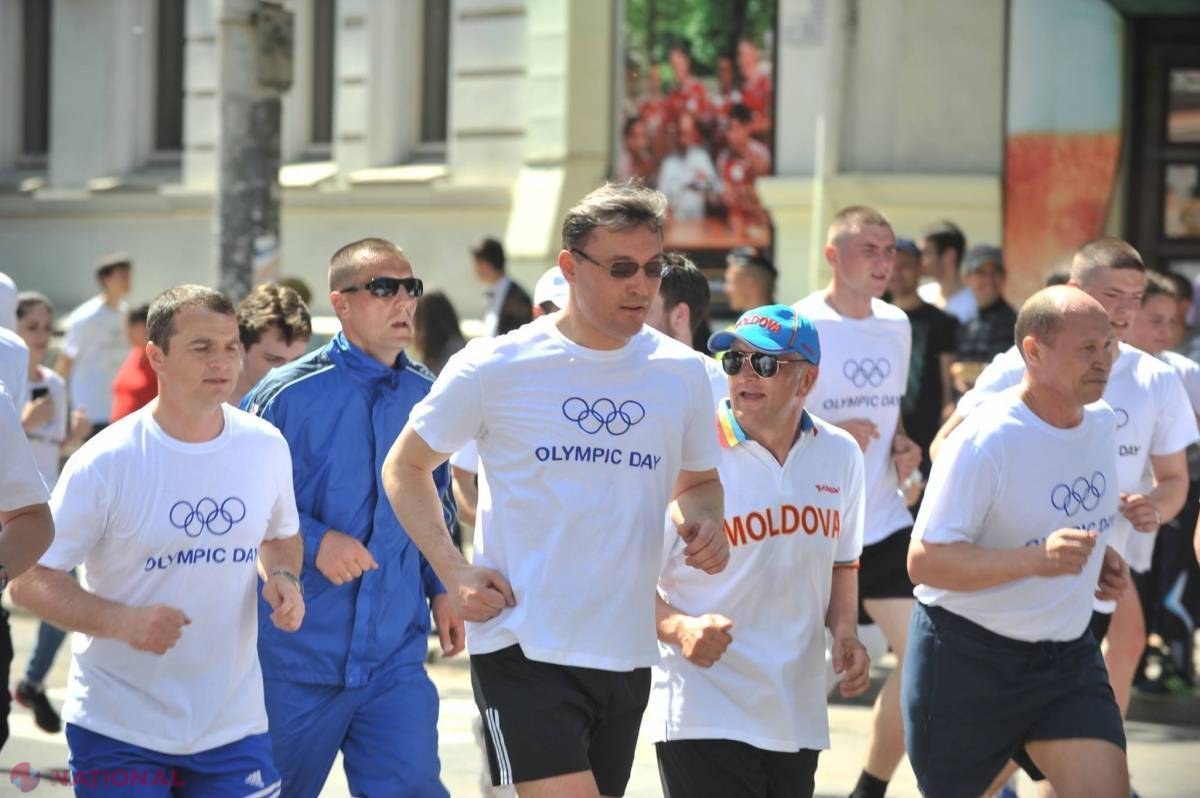 REPORTAJ FOTO // Evenimentul care a adunat astăzi toți sportivii în centrul capitalei 