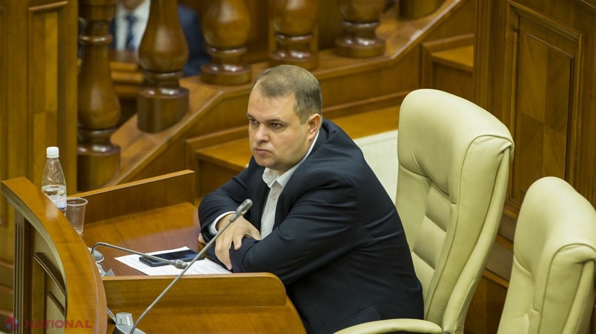 Transfugul Nesterovschi, care ar fi devenit locotenentul lui Șor pentru 35 000 de dolari, a ajuns pe banca acuzaților. Deputatul riscă până la 15 ani de ÎNCHISOARE