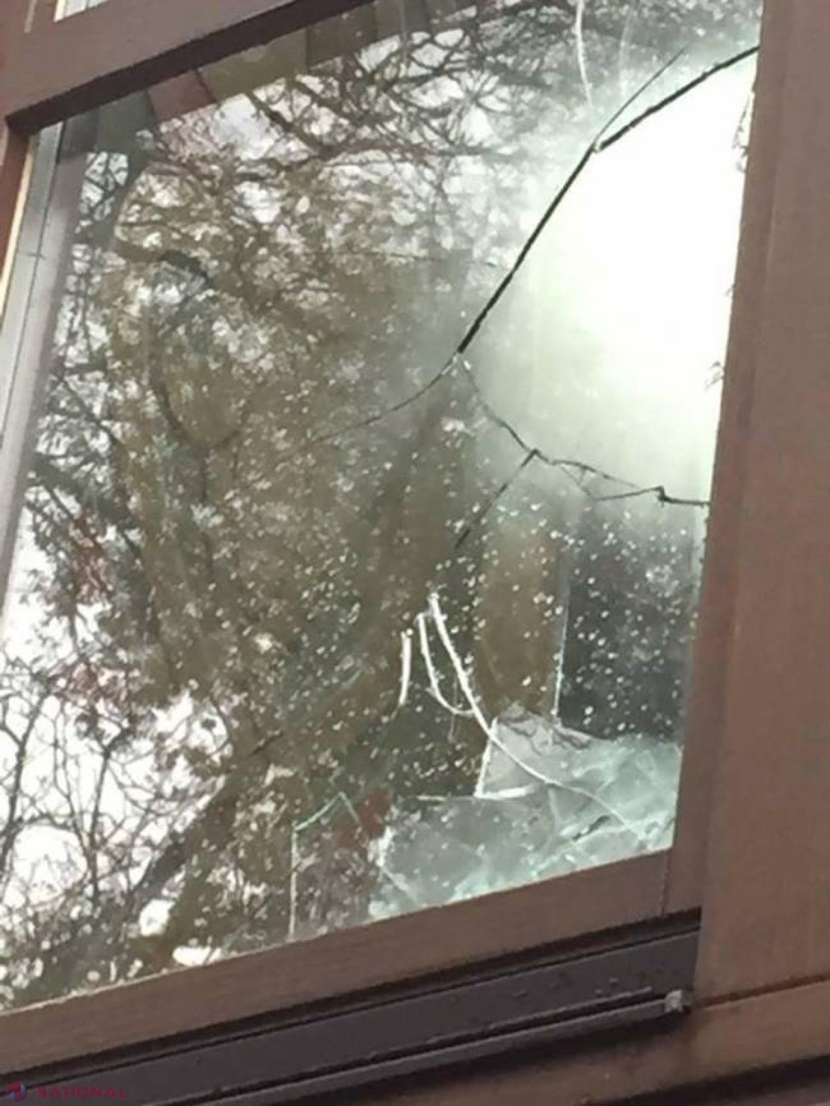 FOTO // După ce și-a cerut IERTARE de la Maia Sandu pentru INSULTELE aduse de Marchel, Parohia condusă de Borșevschi a fost VANDALIZATĂ