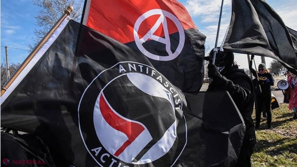 Twitter suspendă contul fals „ANTIFA” condus de un grup naționalist, pentru incitarea la violență