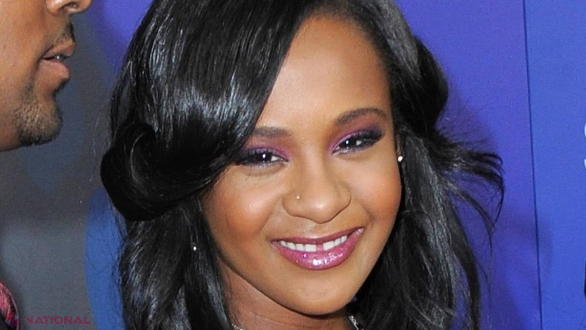SCANDAL după înmormântare. O fotografie cu Bobbi Kristina în sicriu, VÂNDUTĂ presei