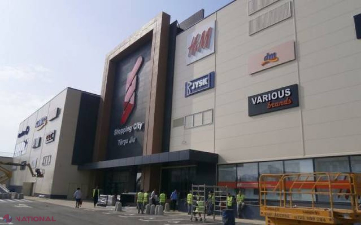 Panică într-un mall din România. Un bărbat a tras cu pistolul în incinta centrului comercial 